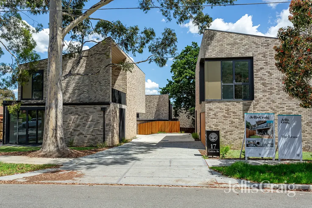 Designer Luxury Living in the Heart of Ivanhoe East 12 - 18 Month Lease