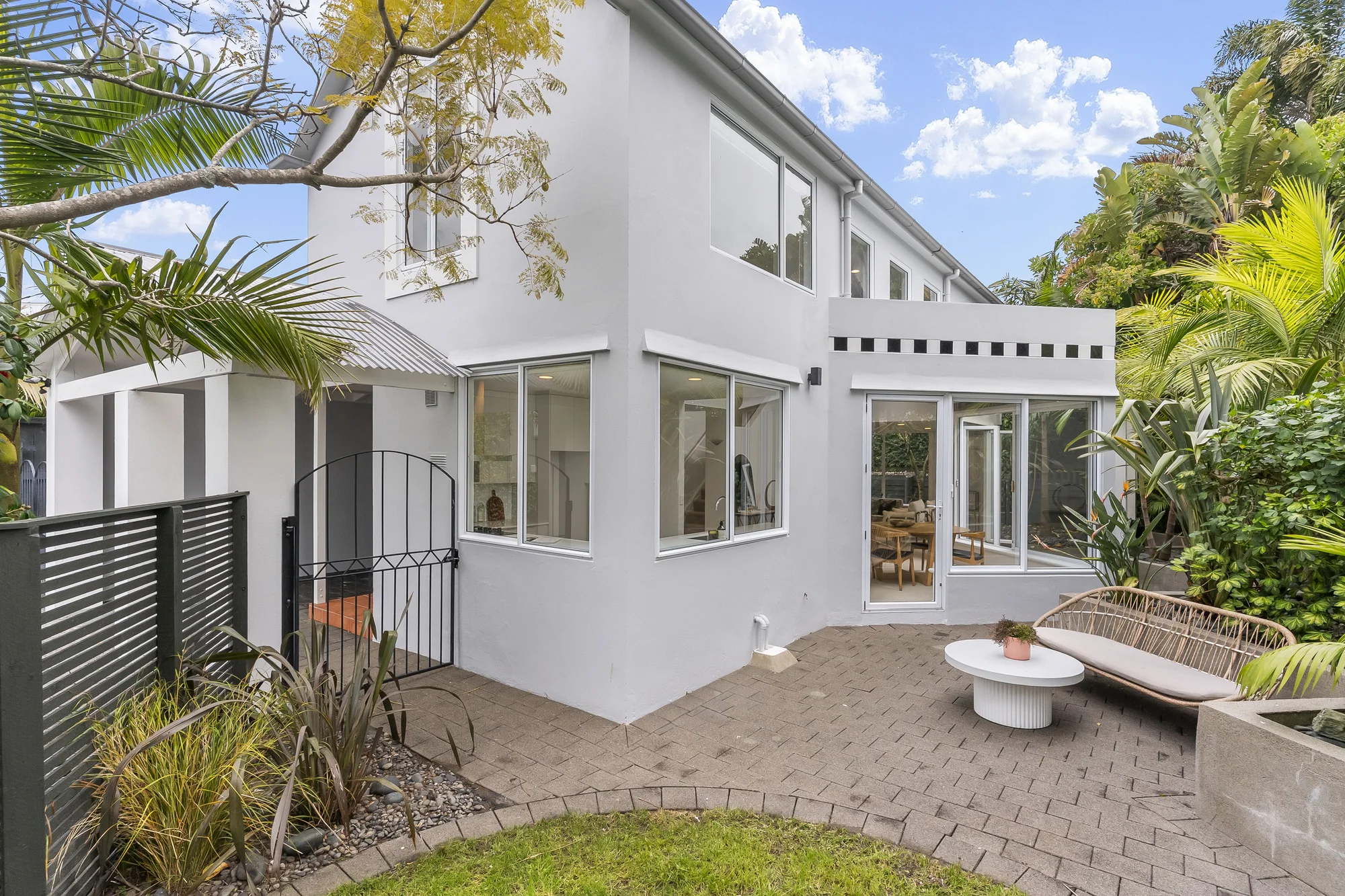 Westmere 3ਬੈੱਡਰੂਮ Freehold Standalone Townhouse, Move-In Ready