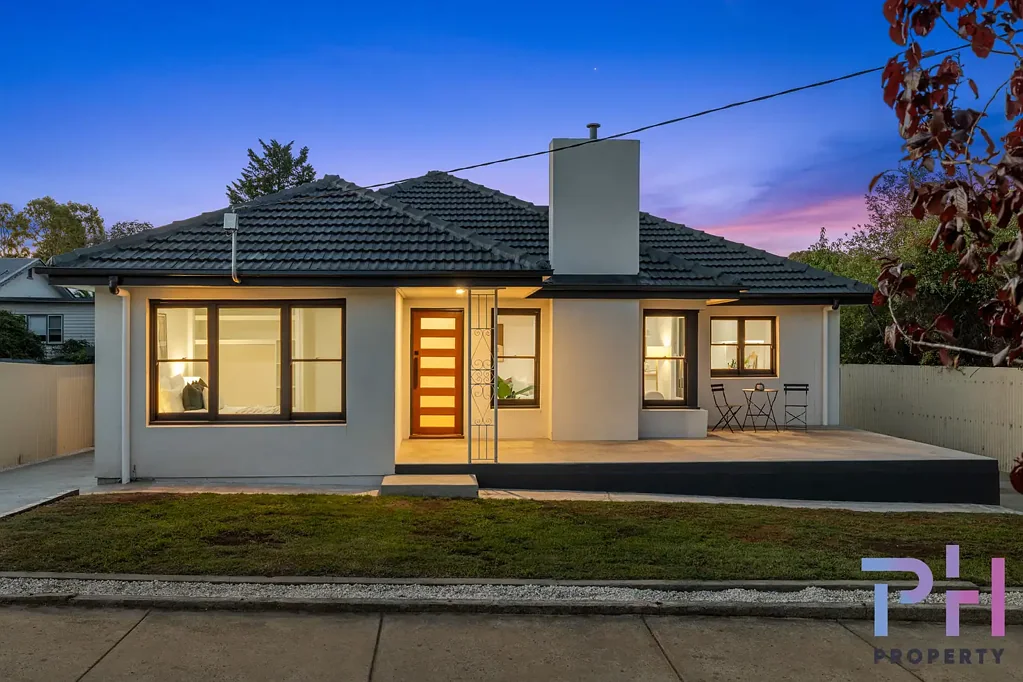 Bendigo 3침실 Stylish Renovated Home in Prime 'Hospital Precinct' Location
