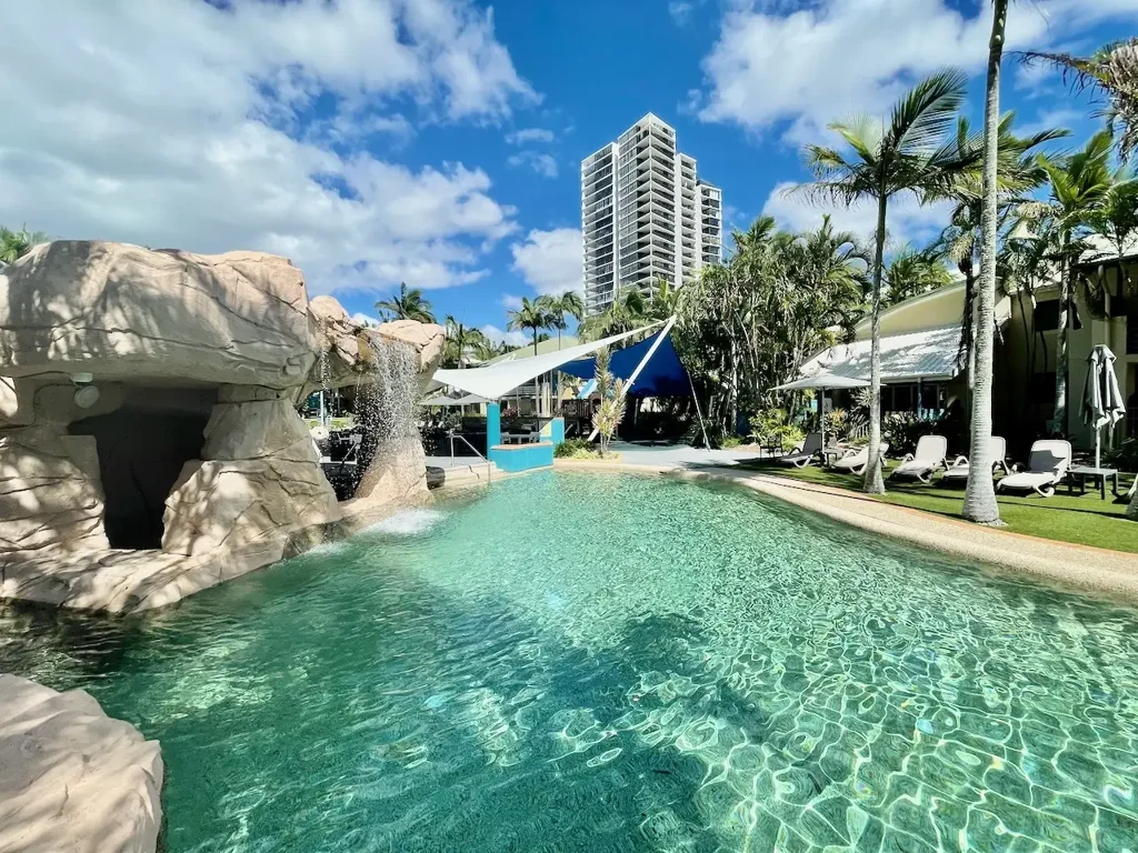 Mermaid Beach Apartment $725 per week