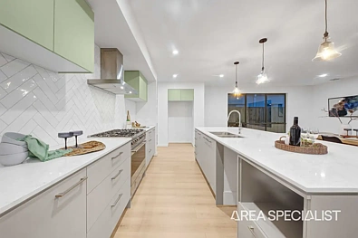 46 Adenmore Circuit, Deanside, VIC 3336, 5 slaapkamers, 3 badkamers, House