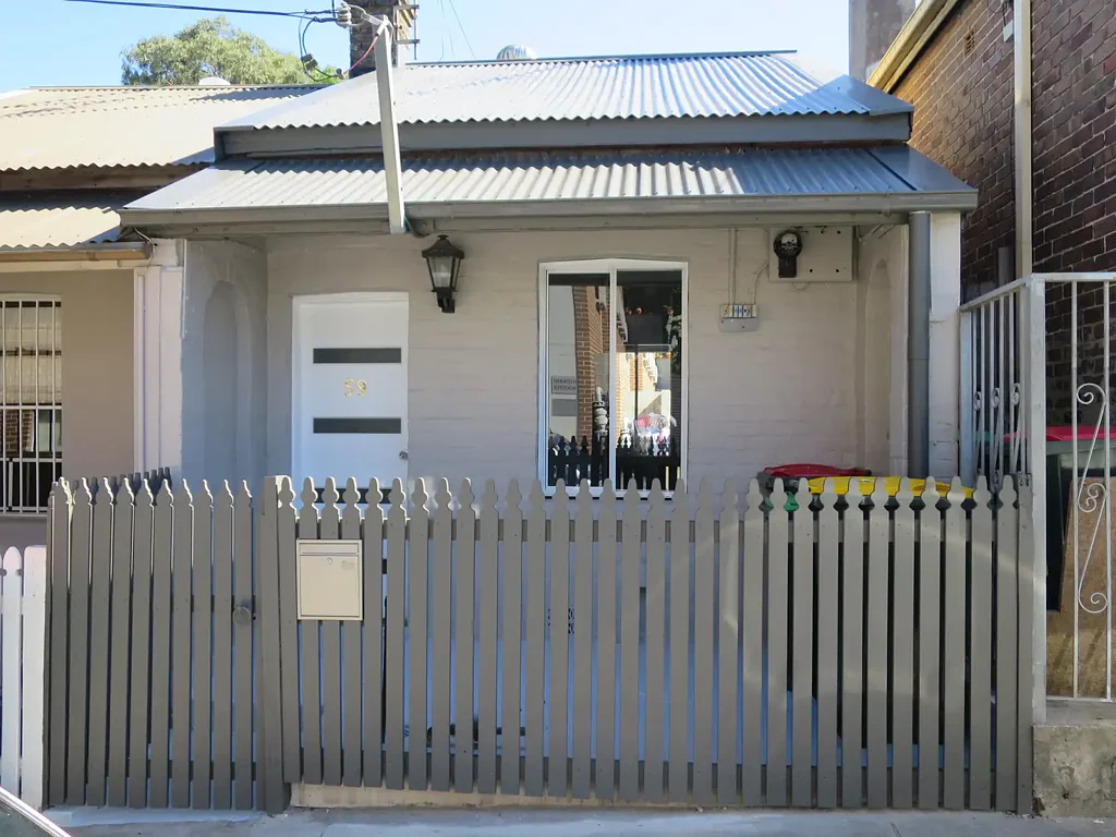 Live The Inner West Lifestyle!