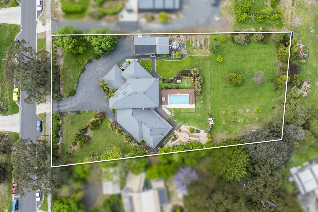 189 Willowbank Road, Gisborne, VIC 3437