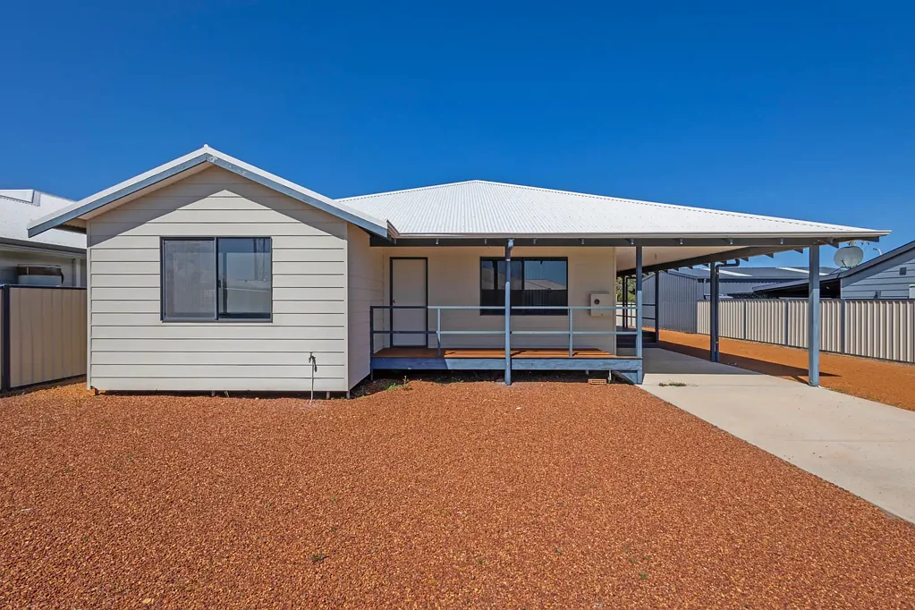 Cervantes 4Moenga UNDER OFFER