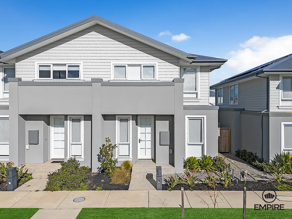Clyde North 4 Bedroom Style, Space & Sophistication!