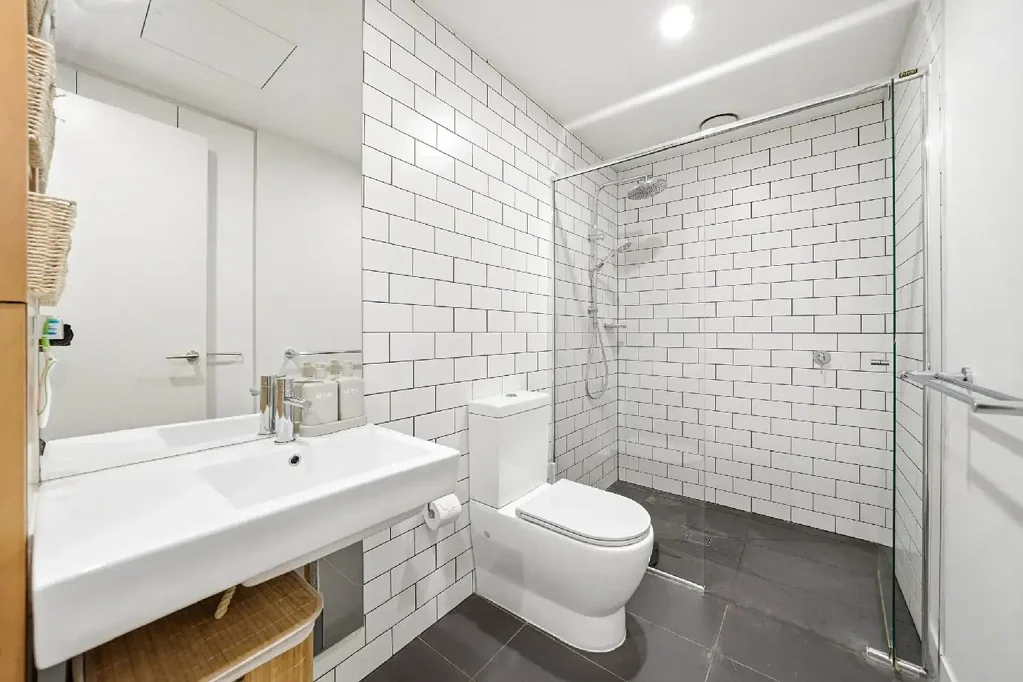 Contemporary Comfort in a Vibrant Lifestyle Setting