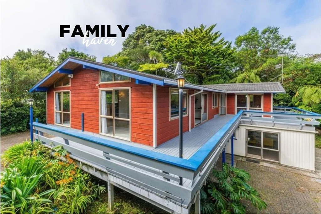7 Miromiro Road, Normandale, Lower Hutt City, Wellington