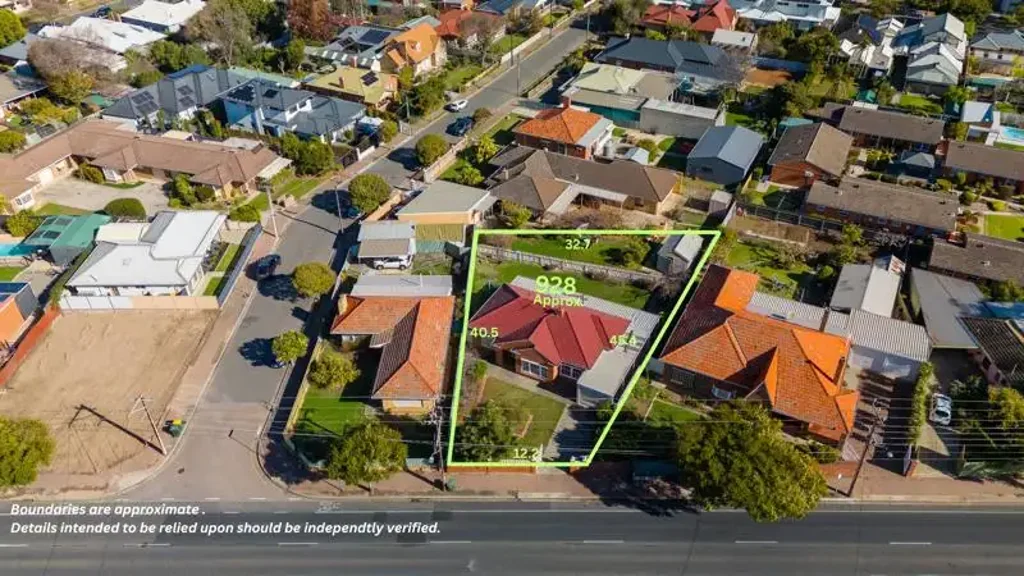Glenelg East 3ਬੈੱਡਰੂਮ Solid Home on Large Prime Parcel