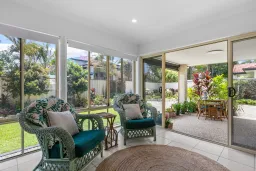 10 Schnappering Close, Pelican Waters