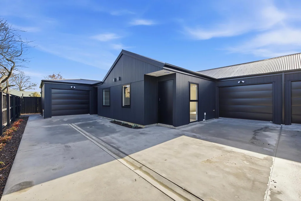 Woolston 2房  Private Living, Premium Position