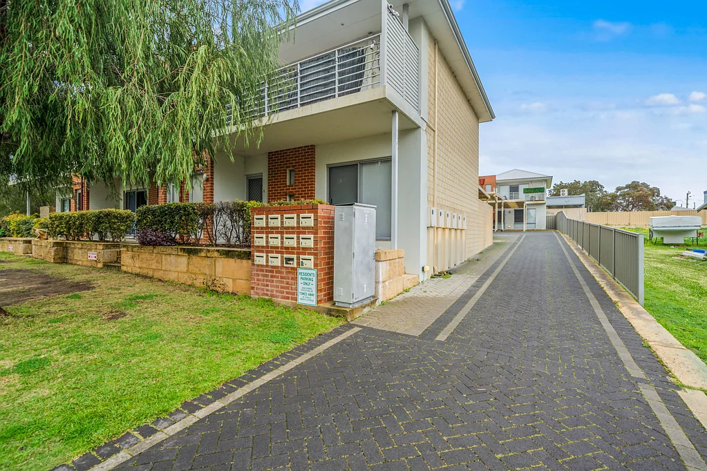 6/9 Lanyon Street, Mandurah, WA 6210