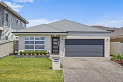 4 Outrigger Place, Shell Cove