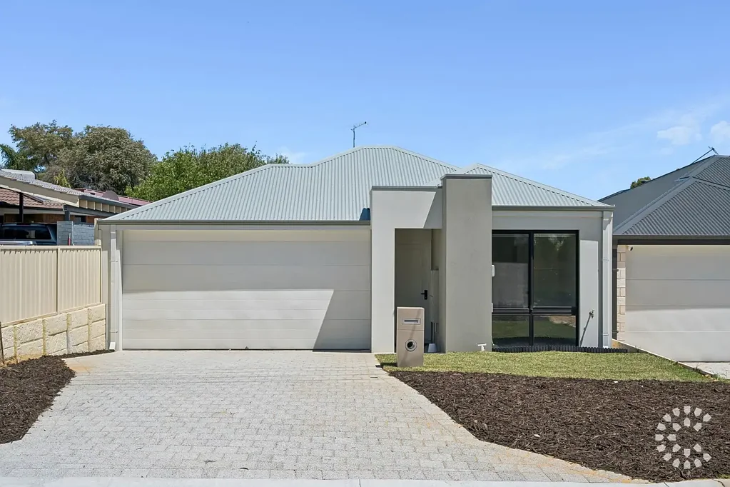 4C Eliza Court, Hamilton Hill, WA 6163
