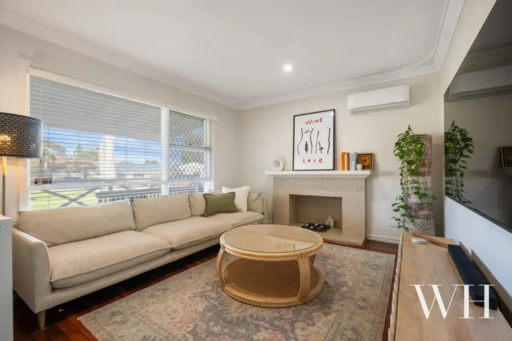 Renovated & Fully Furnished 3-Bedroom Gem!