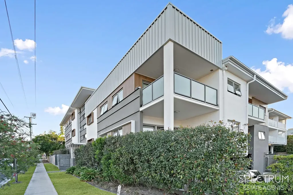 Great unit, great location!