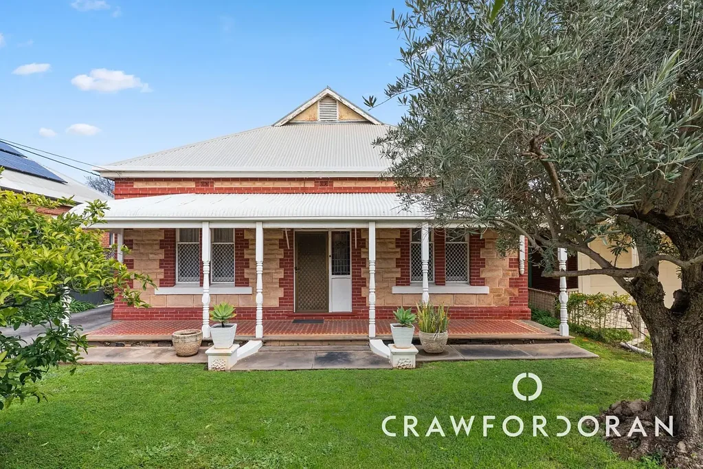 West Croydon 3 Bedroom Raw Potential Makes a Compelling West Croydon Case