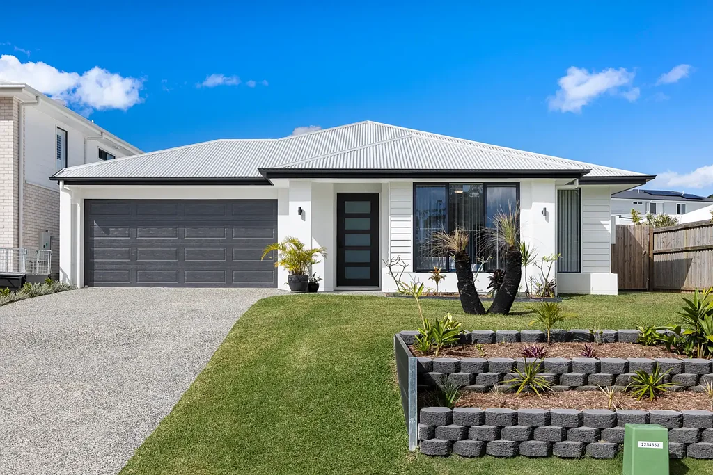 65 Mountain Ash Way, Redland Bay, QLD 4165