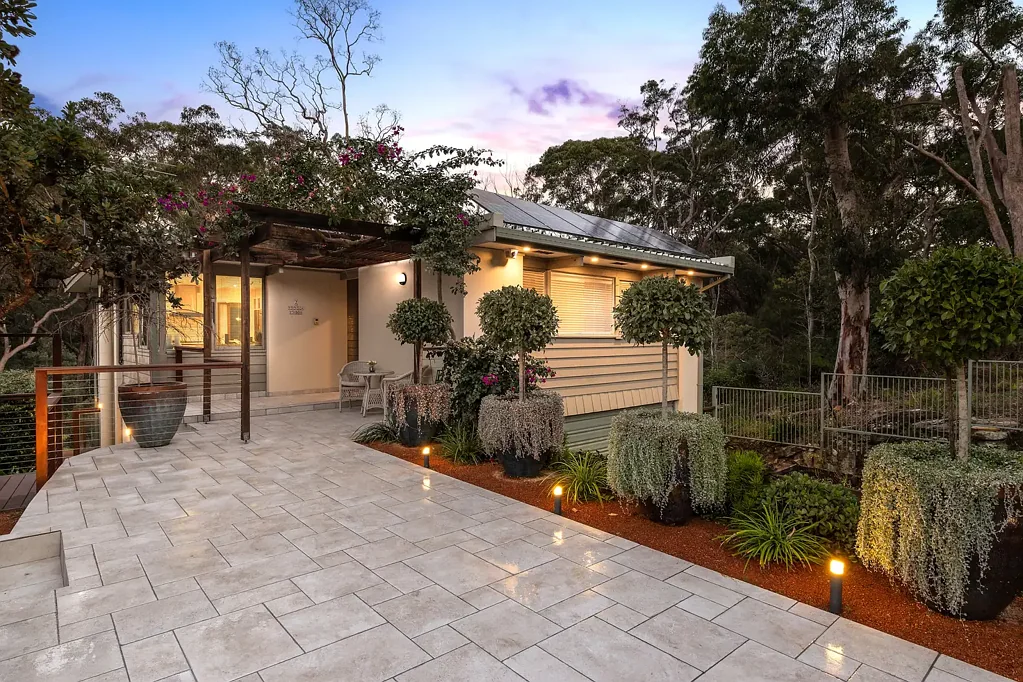 2 Doncaster Avenue, West Pymble, NSW 2073