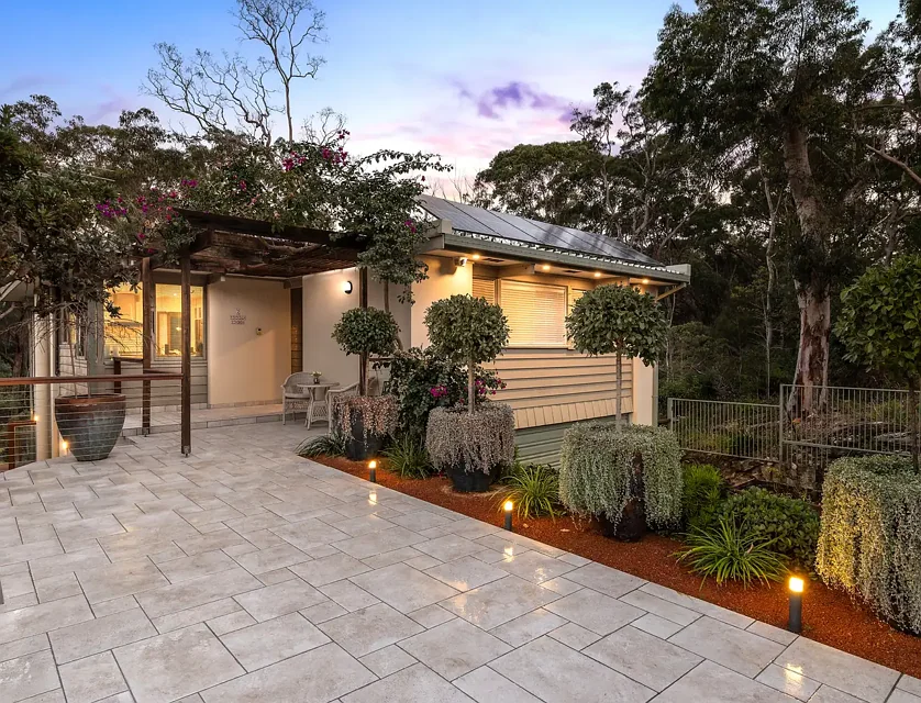 2 Doncaster Avenue, West Pymble, NSW 2073, 5 slaapkamers, 3 badkamers, House