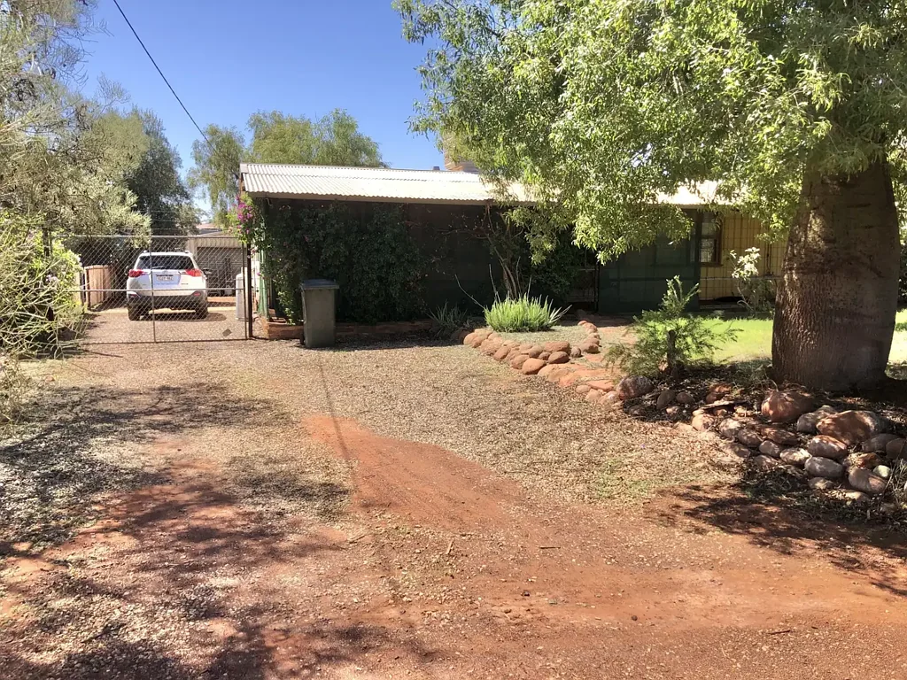 Meekatharra 2Phòng ngủ High-Yield Investment or Staff Accommodation in Booming Meekatharra!
