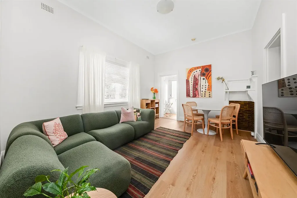 Fully Furnished Two Bedroom + Study Apartment - Short Term Lease