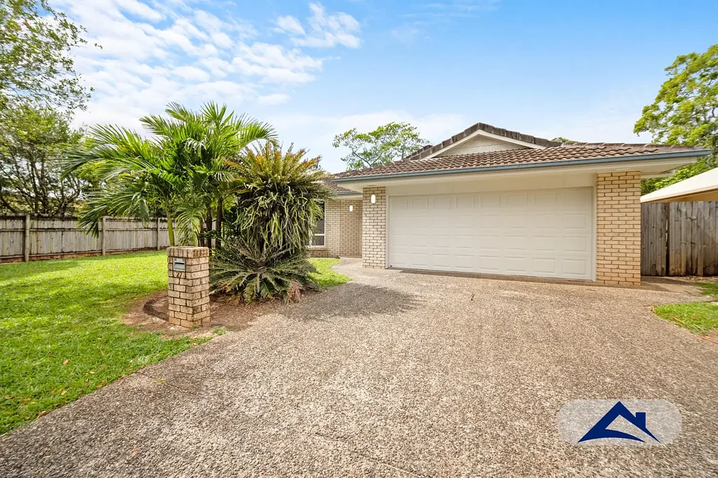 Mount Sheridan 4 Slaapkamer THE PERFECT FAMILY HOME - SPACIOUS LIVING IN A QUIET END OF CLOSE LOCATION