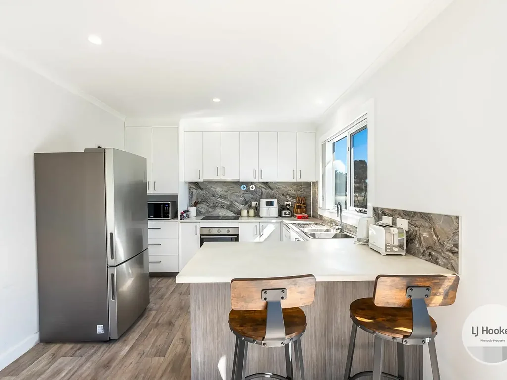 Warrane 2 Bedroom Ideal for 1st home buyers or downsizers!