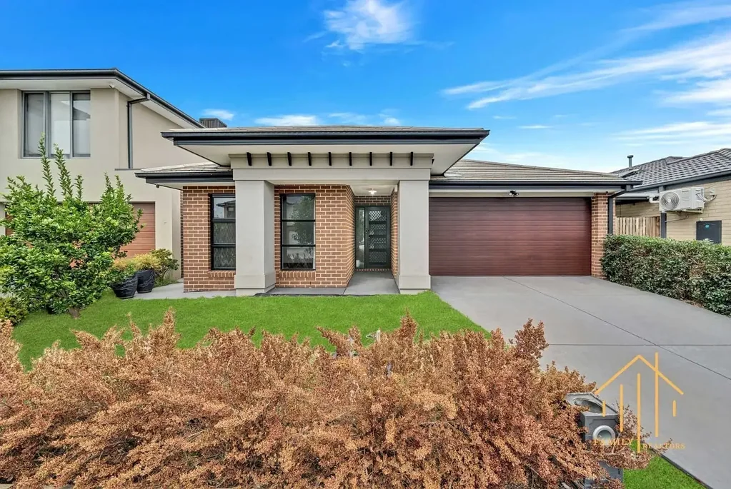 8 Remus Circuit, Cranbourne West, VIC 3977