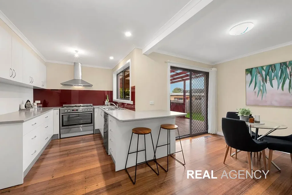 $550/w 3 Bedroom+Study/office Home Great Location