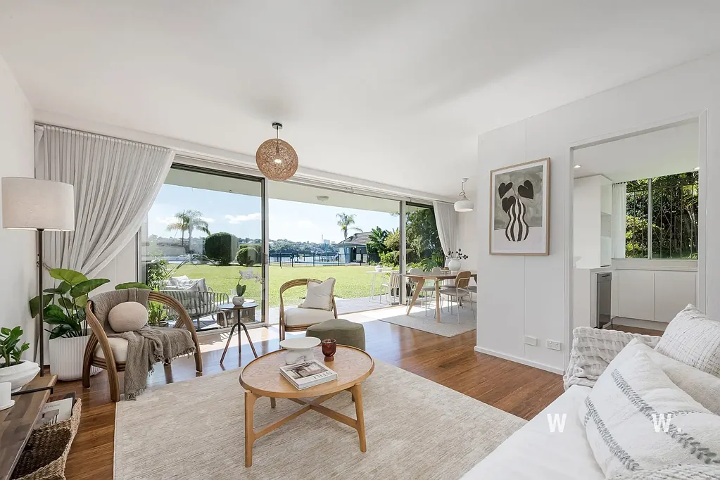 Drummoyne 2 Bedroom Private Harbourside Haven With Breathtaking Water Views