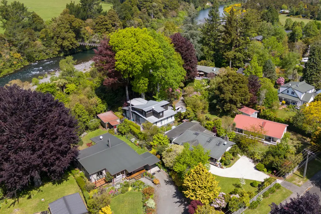 Turangi 4कमरा The Brown Trout House - Riverside