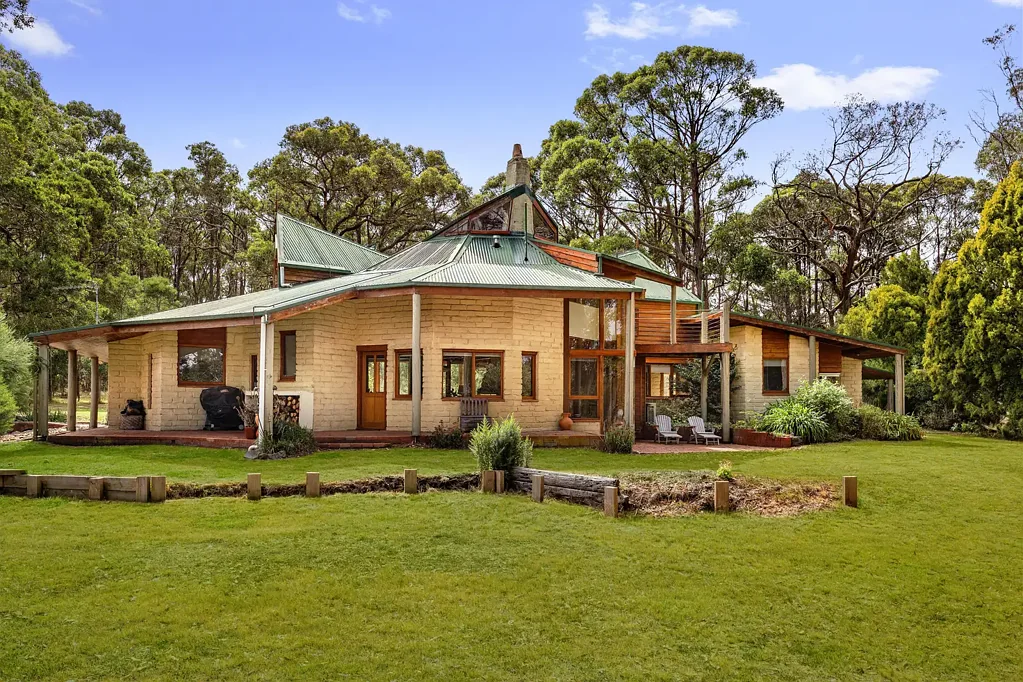 165 Kennedys Road, Smythes Creek, VIC 3351