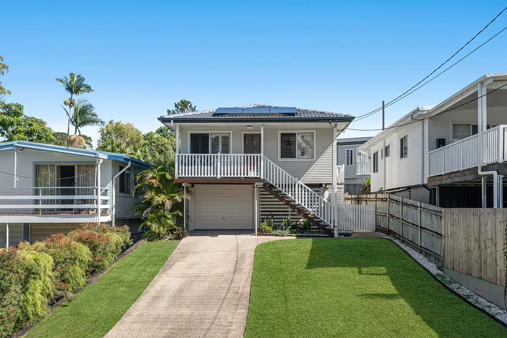 Lota 3 Bedroom EXCEPTIONAL OPPORTUNITY