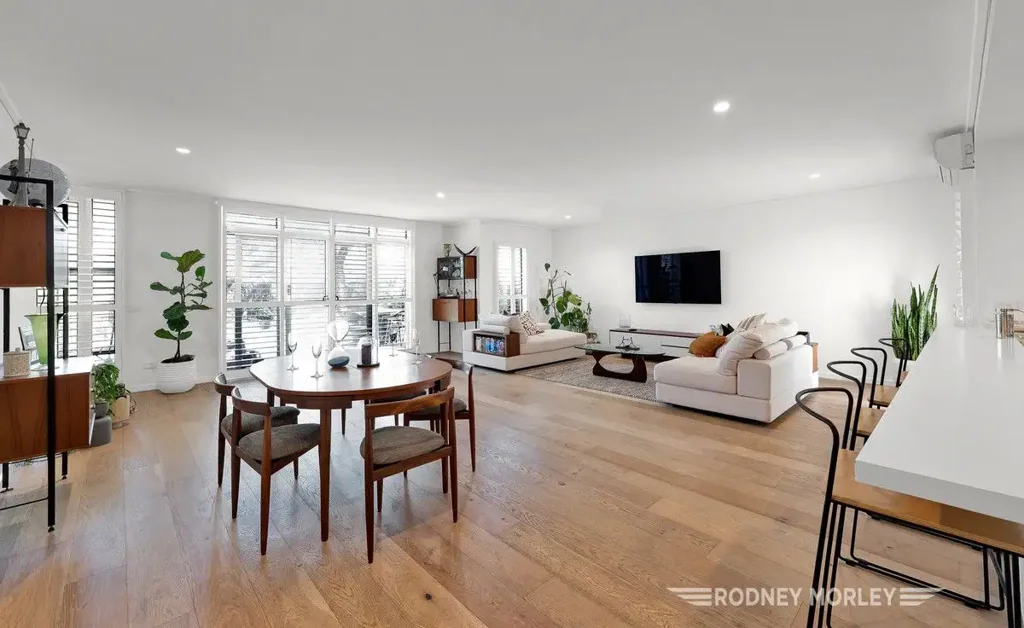 1/37 Ormond Esplanade, Elwood, VIC 3184
