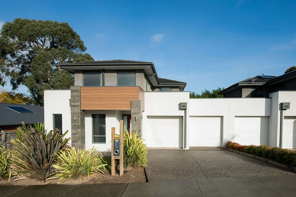 Leongatha 4Zimmer PREMIUM TOWNHOUSE OFFERING ULTIMATE CONVENIENCE