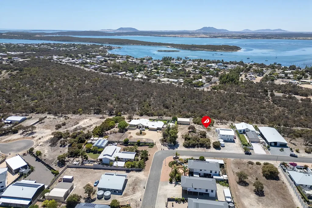 Coffin Bay  Prime Elevated Land with Bay Views