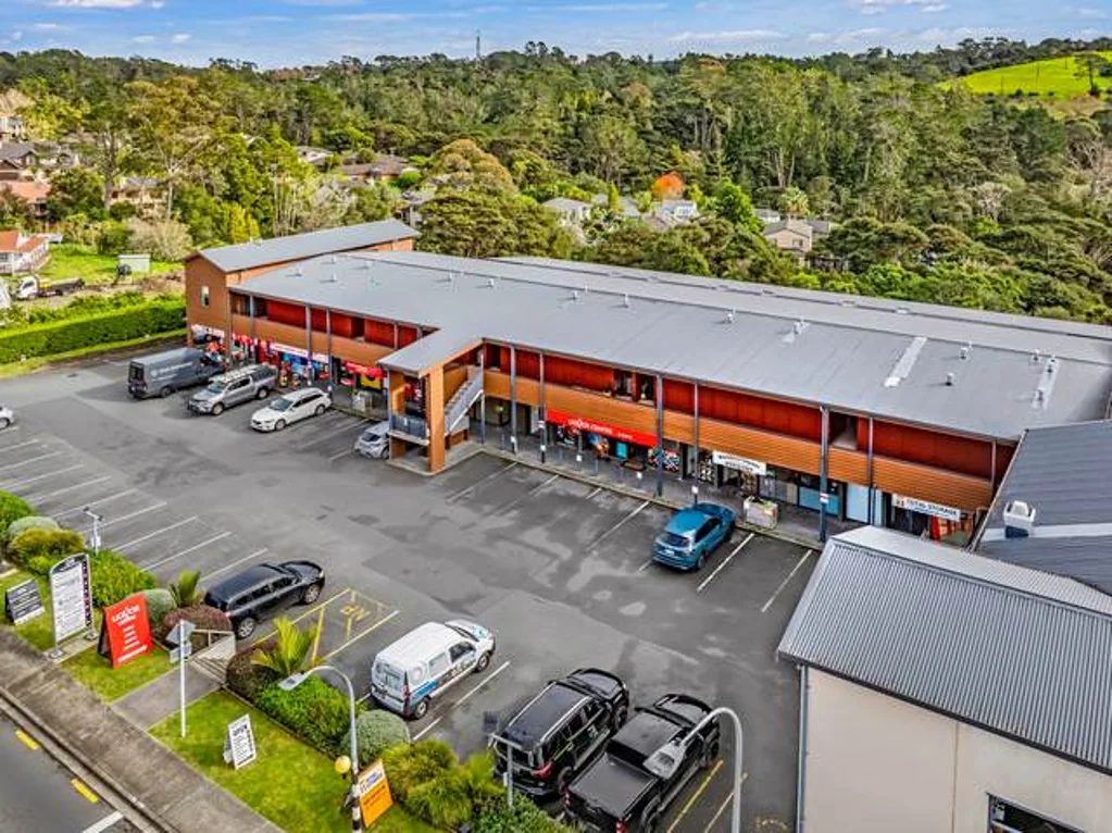 Albany 90M² RETAIL SHOP - ALBANY