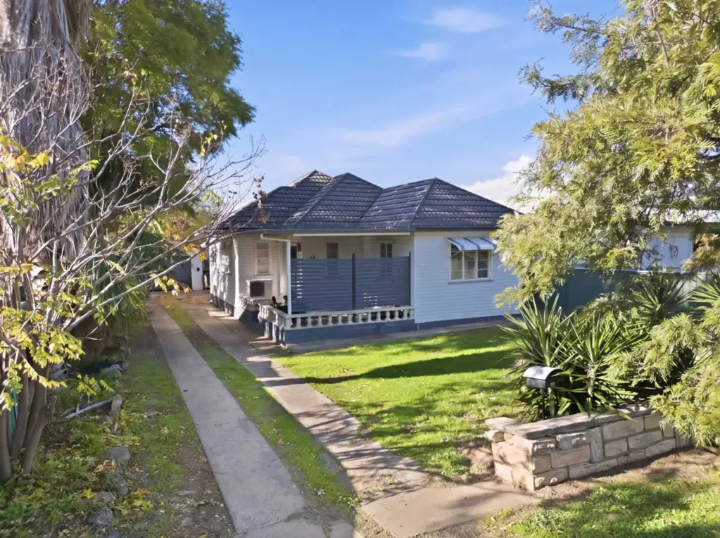 Gunnedah 3 Slaapkamer Modern Comfort in a Peaceful South Street Location