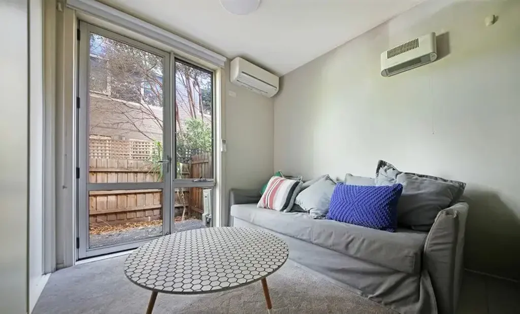 Low Maintenance Studio Living with Large Courtyard! Furnished!