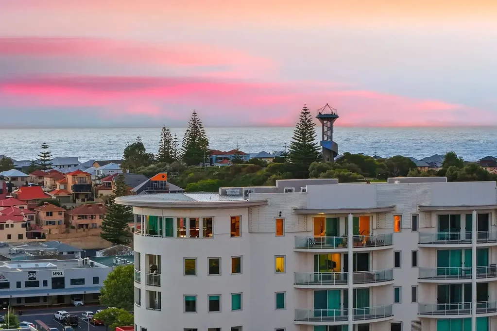 Bunbury 3 Bedroom The SOUTHERN PENTHOUSE on KOOMBANA BAY