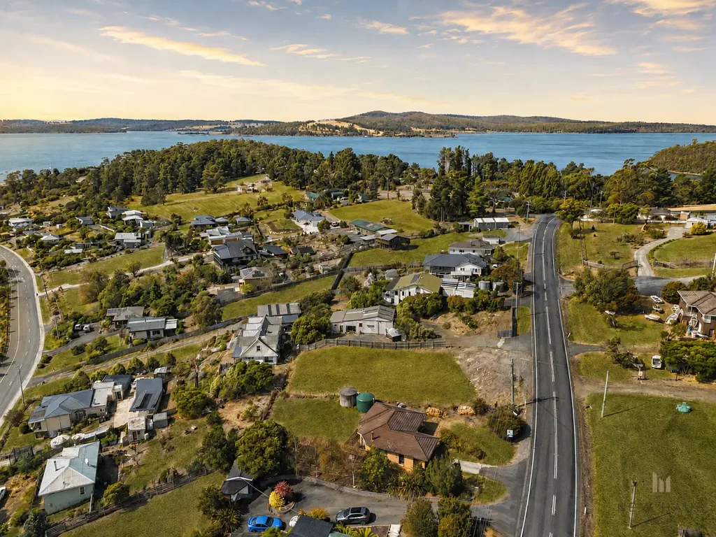 Kettering  DA Approved Plans | Water views & a dream Kettering lifestyle.