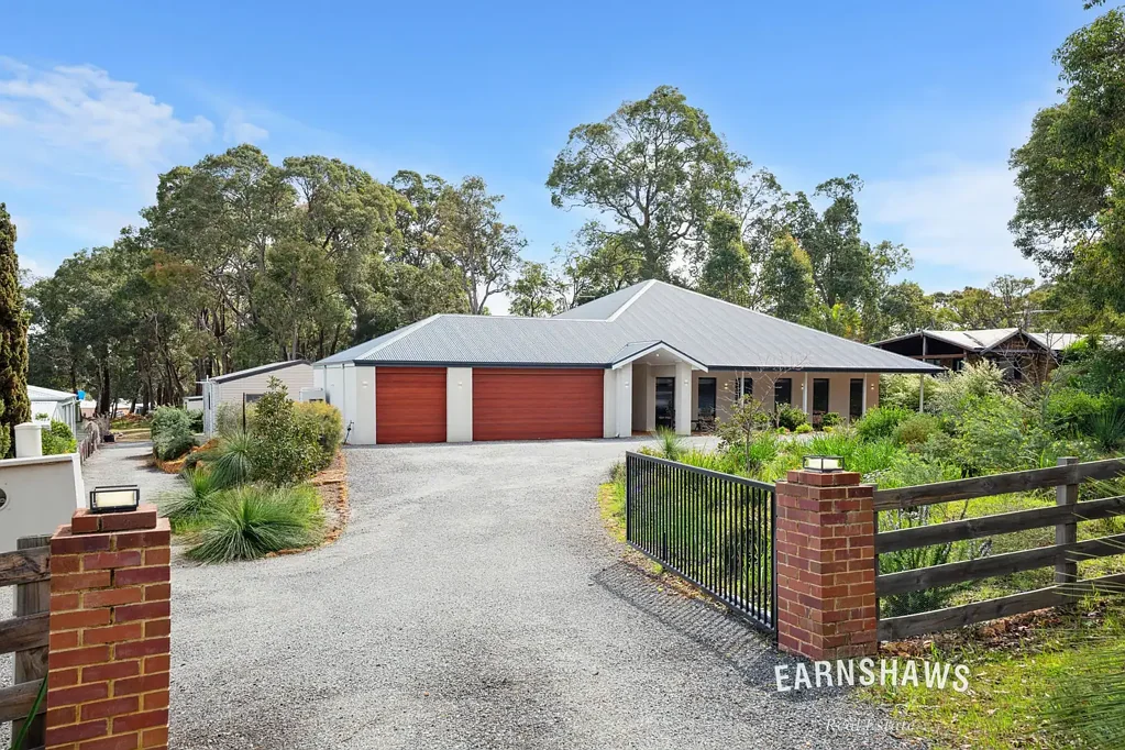 1375 Coppin Road, Mundaring, WA 6073