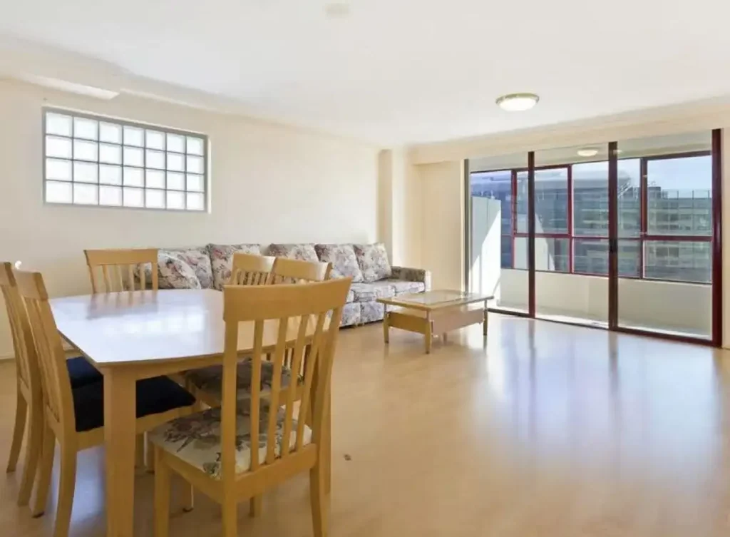 Furnished 2 bedroom apartment, Harbour view in Millennium Towers