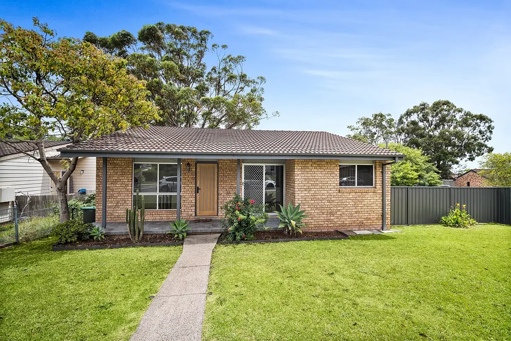 14 Carrington Street, Barrack Heights, NSW 2528