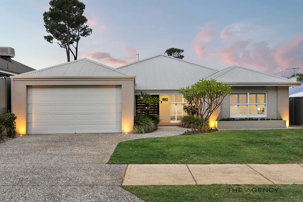 24 Columbia Parkway, Piara Waters, WA 6112