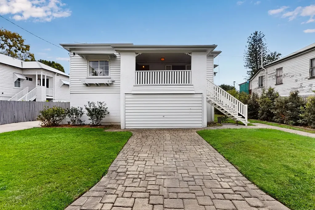 Spacious Interiors, Flexible Living Areas & Outstanding Storage Options
