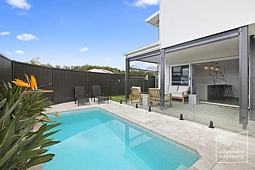 1/105 Bells Reach Drive, Caloundra West