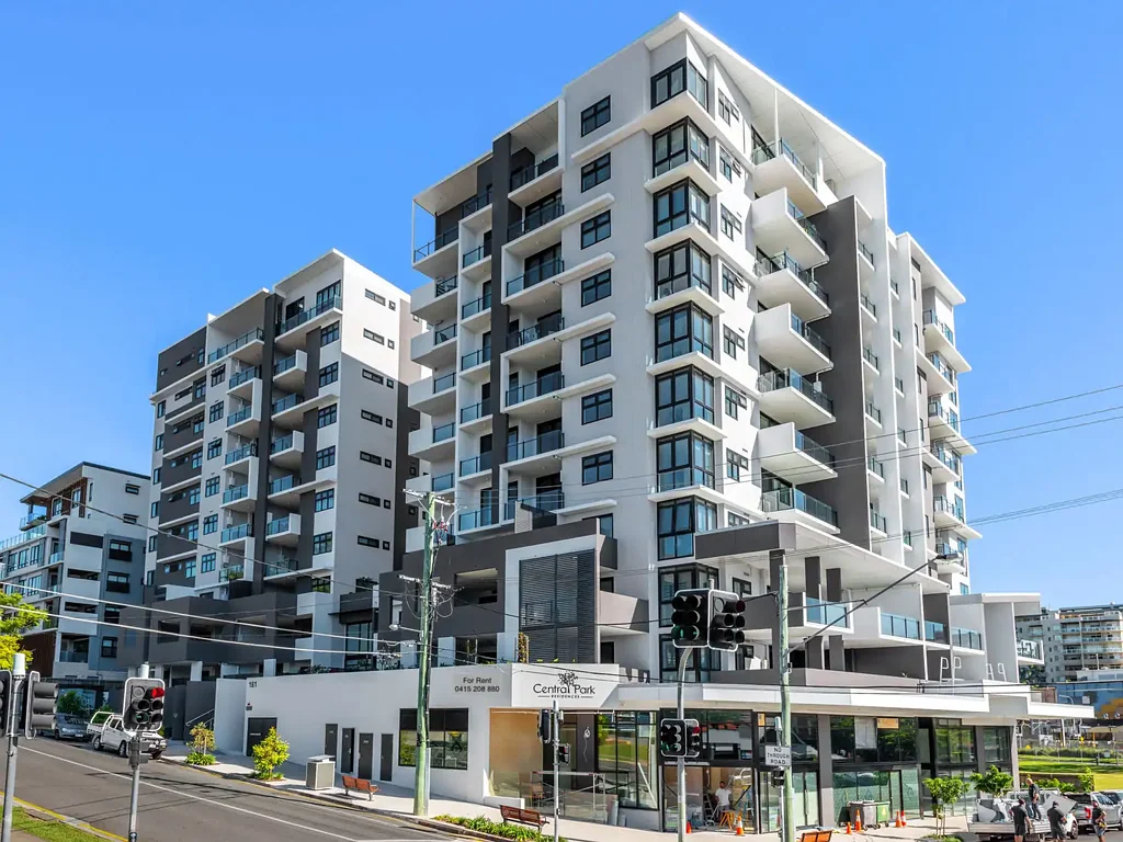 Partly Furnished 2 bedroom 2 bathroom unit with 2 balconies