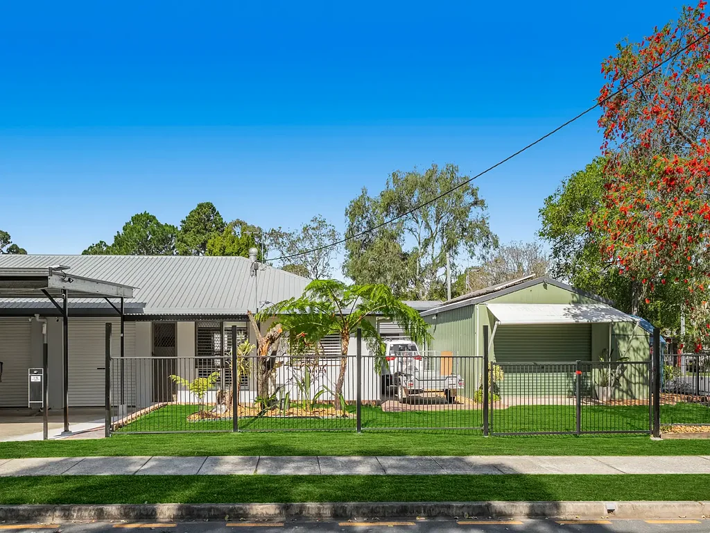 Burpengary 3Kwarto Well-Maintained 3-Bedroom Duplex with Shed, Side Access & immaculate Garden