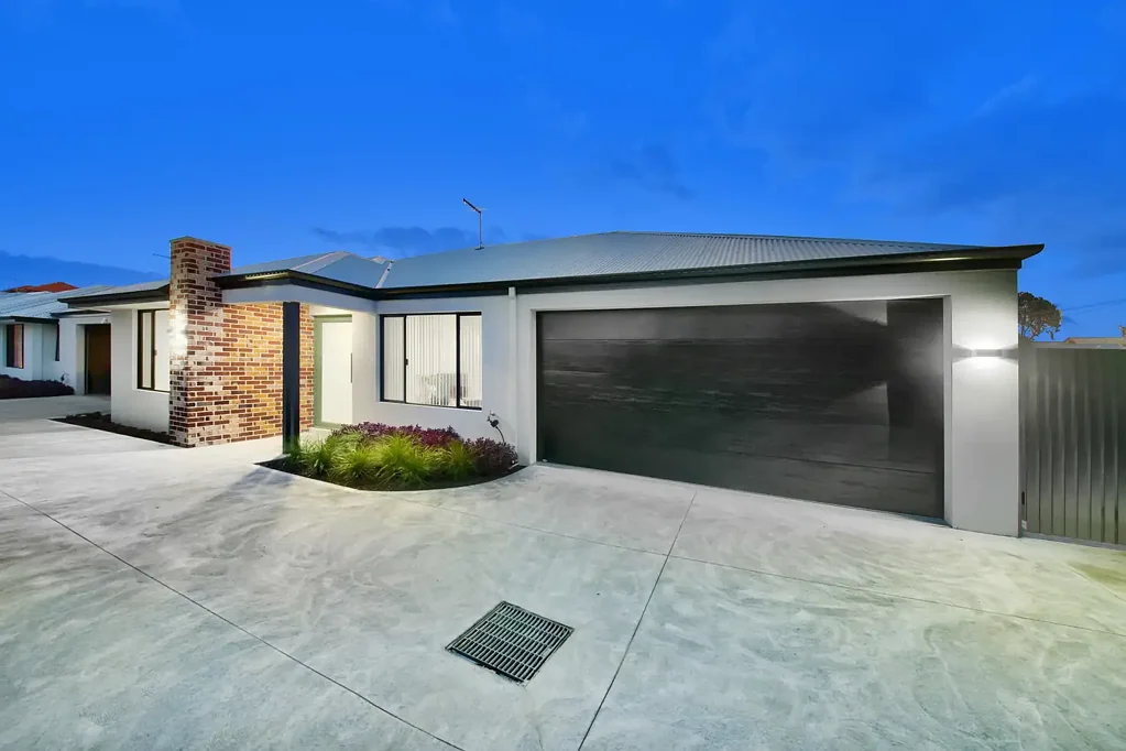 Bedford 3ห้องนอน DON'T DELAY - MUST SEE HOME!!